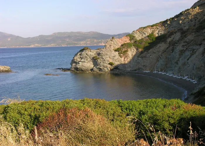 Baia Delle Ginestre