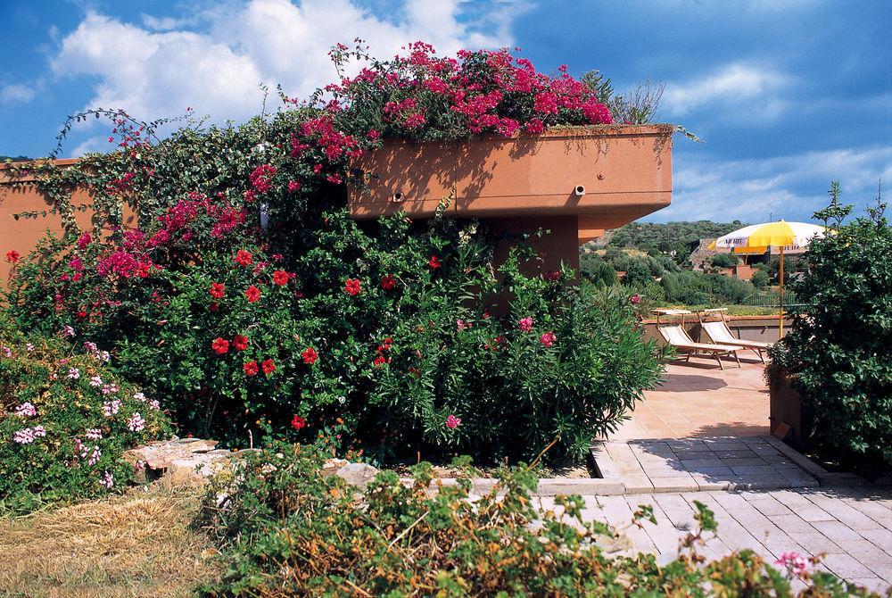 Aparthotel Baia Delle Ginestre Teulada