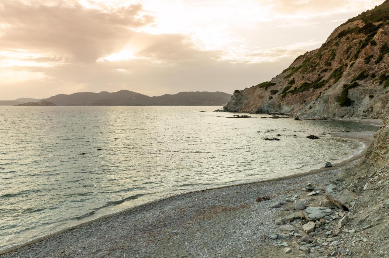 Apartahotel Eco Village Baia Delle Ginestre