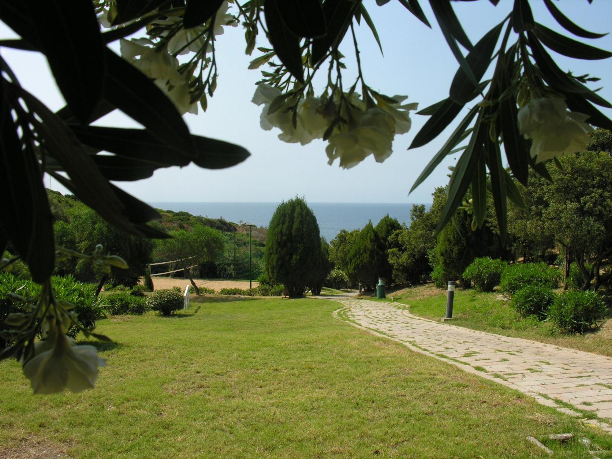 Eco Village Baia Delle Ginestre 4* Teulada