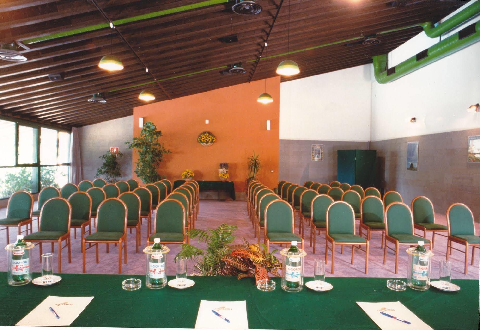 Eco Village Baia Delle Ginestre Apartahotel